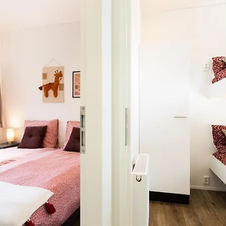 Bb Deluxe 6 Personen Wellness Resort *